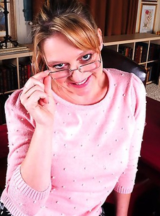 Horny American housewife playing with herself