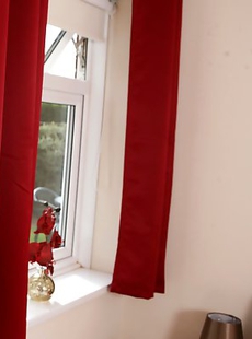 This hairy British housewife loves to get dirty