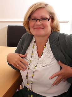 Naughty mature secretary getting dirty