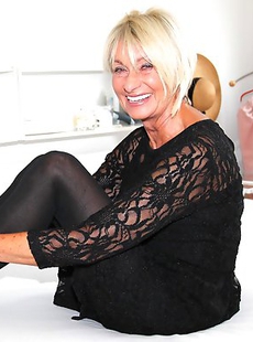 German housewife Franziska gets very naughty