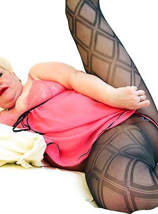 Big Germans mature lady getting ready for dirty stuff
